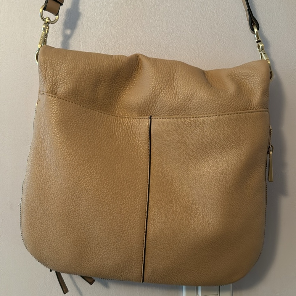 Vince Camuto purse camel colored leather - Picture 2 of 6